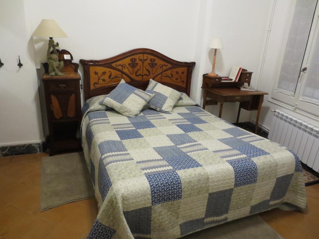 1900 B&B Terrassa Bilik gambar