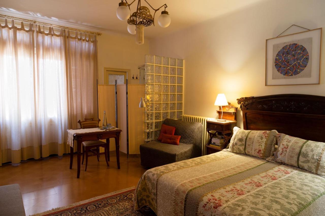 1900 B&B Terrassa Luaran gambar